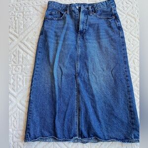 Size 8 Old Navy High-Rise Midi Denim Skirt with Slit and Secret Smooth Pockets